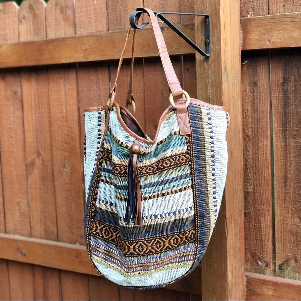Large Hobo Bag / Purse - like new!
